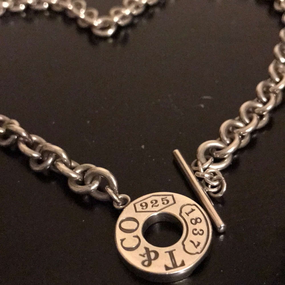 💯% authentic Tiffany & Co. 1837 toggle necklace